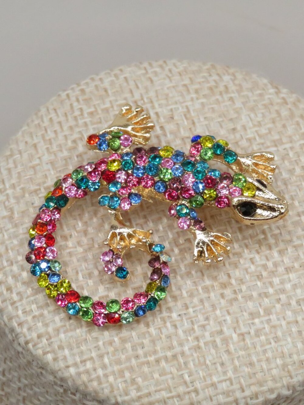 Multicolor Rhinestone Lizard Brooch